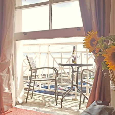 テインマスFlat 4, Den Houseアパートメント エクステリア 写真