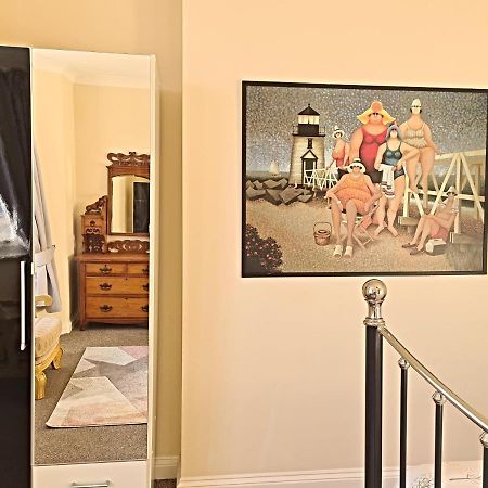 テインマスFlat 4, Den Houseアパートメント エクステリア 写真